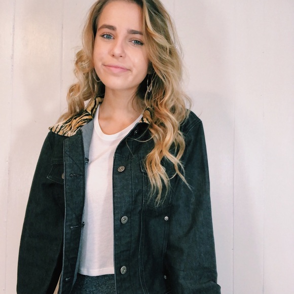 Vintage Guess Jacket!! - Picture 4 of 6